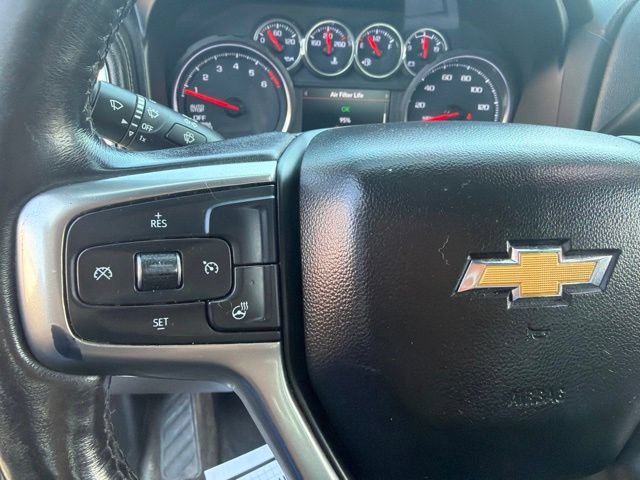 Used 2022 Chevrolet Silverado 1500 LT AWD/4WD image 15