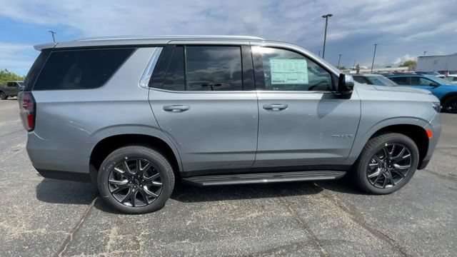 Used 2024 Chevrolet Tahoe Premier w/ Premium Package AWD/4WD image 2