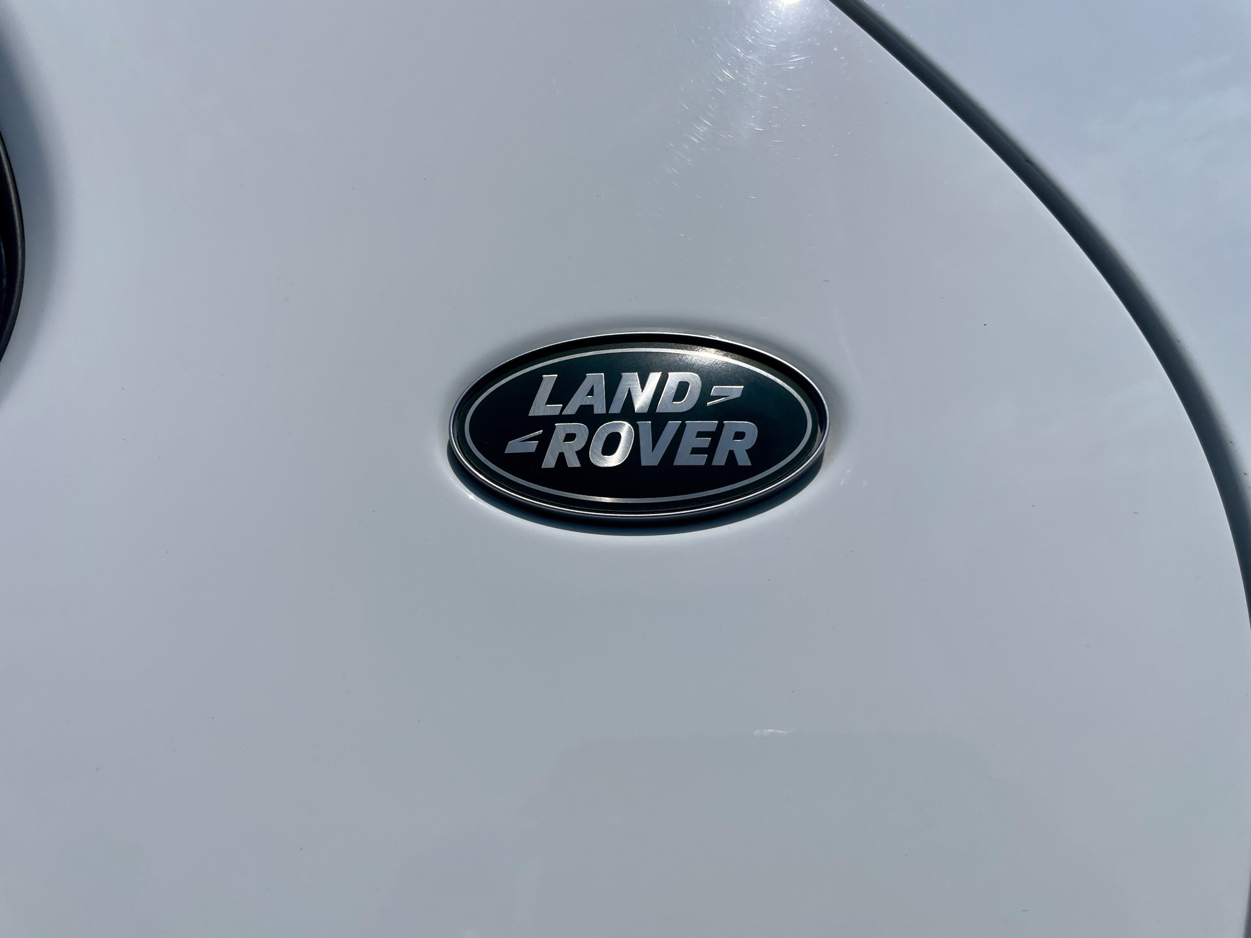 Certified 2025 Land Rover Discovery Dynamic SE AWD/4WD image 36