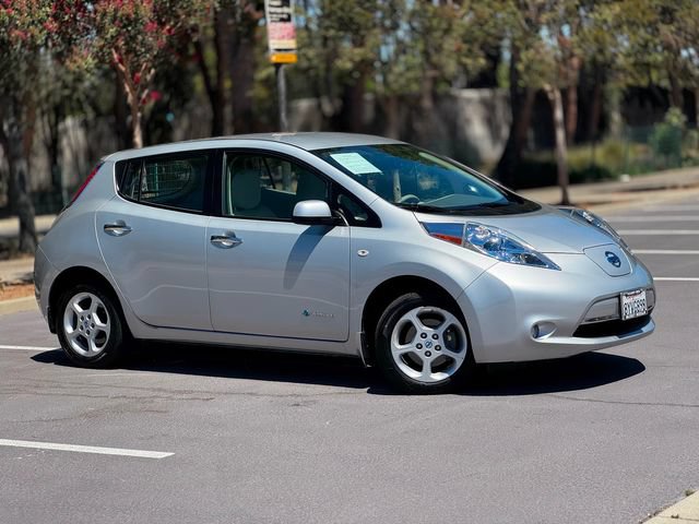 Used 2012 Nissan Leaf SL FWD image 19