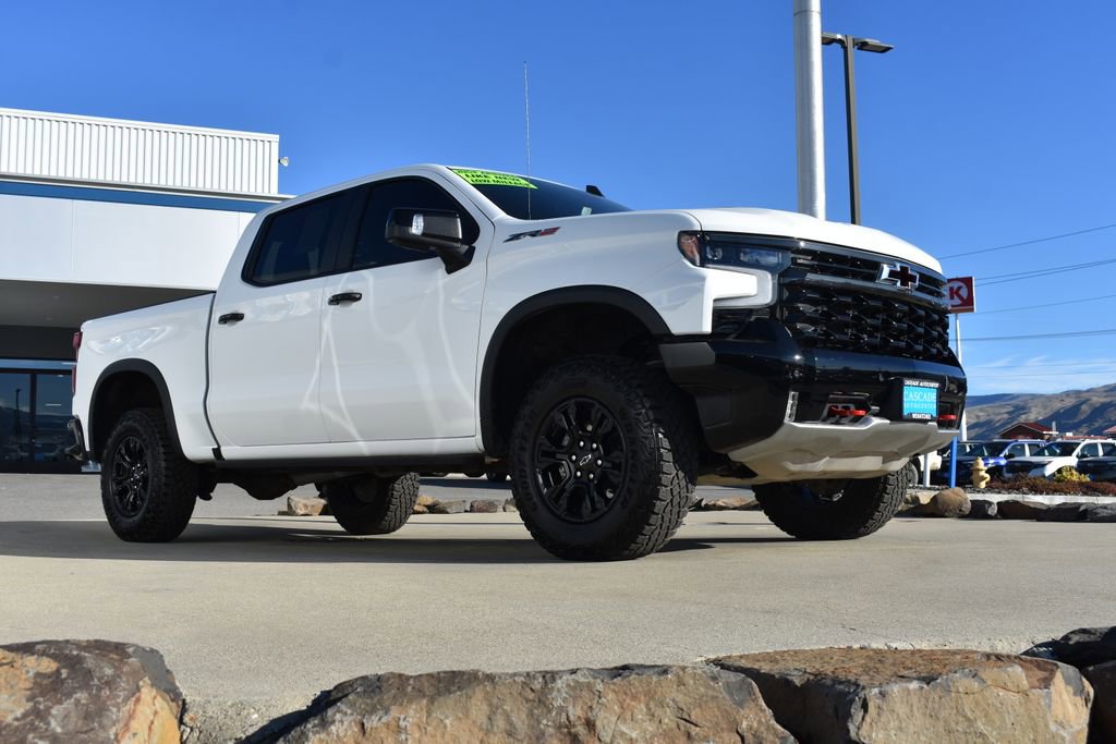 Certified 2025 Chevrolet Silverado 1500 ZR2 w/ Technology Package image 3