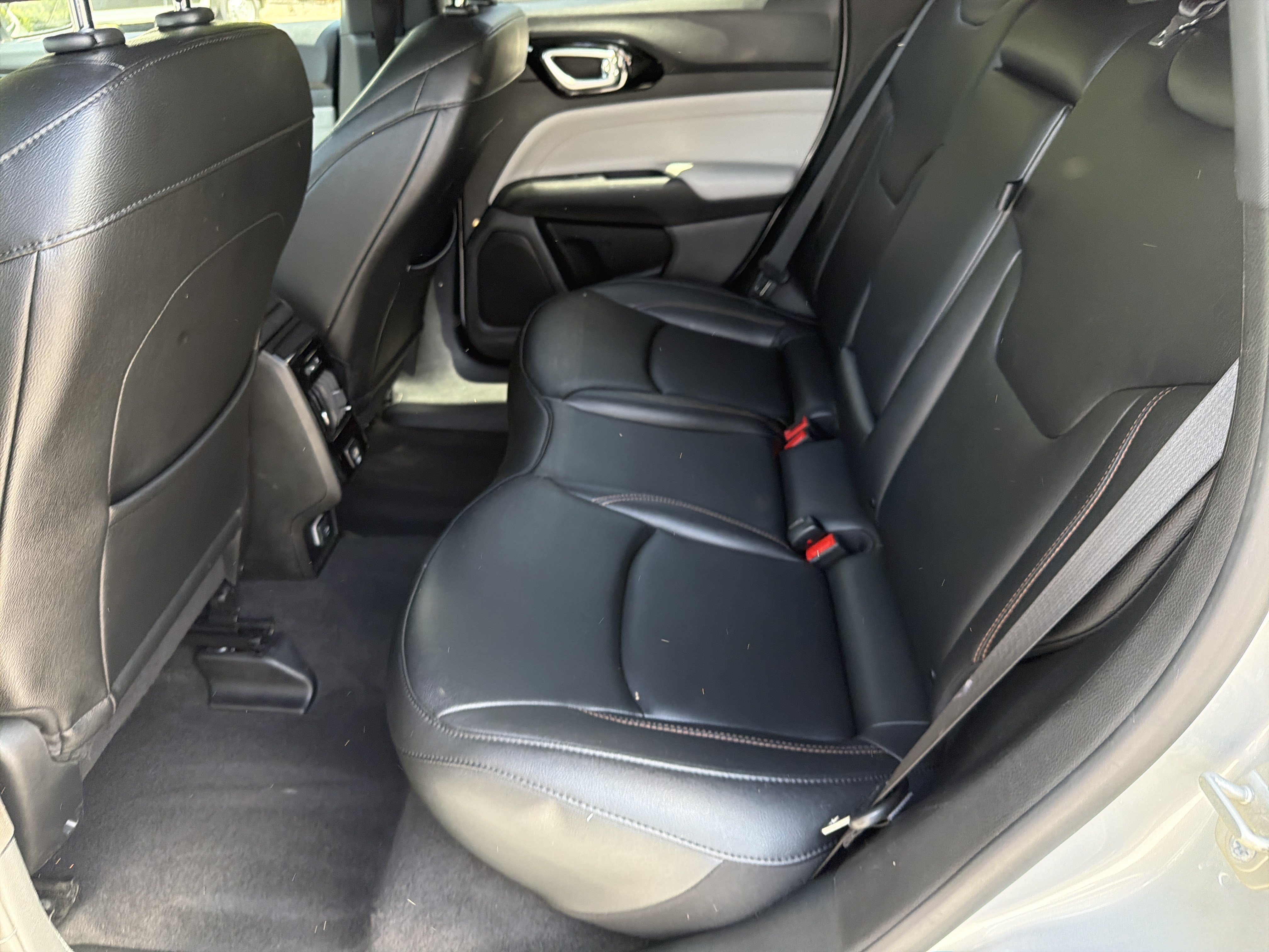 Used 2024 Jeep Compass Limited AWD/4WD image 24