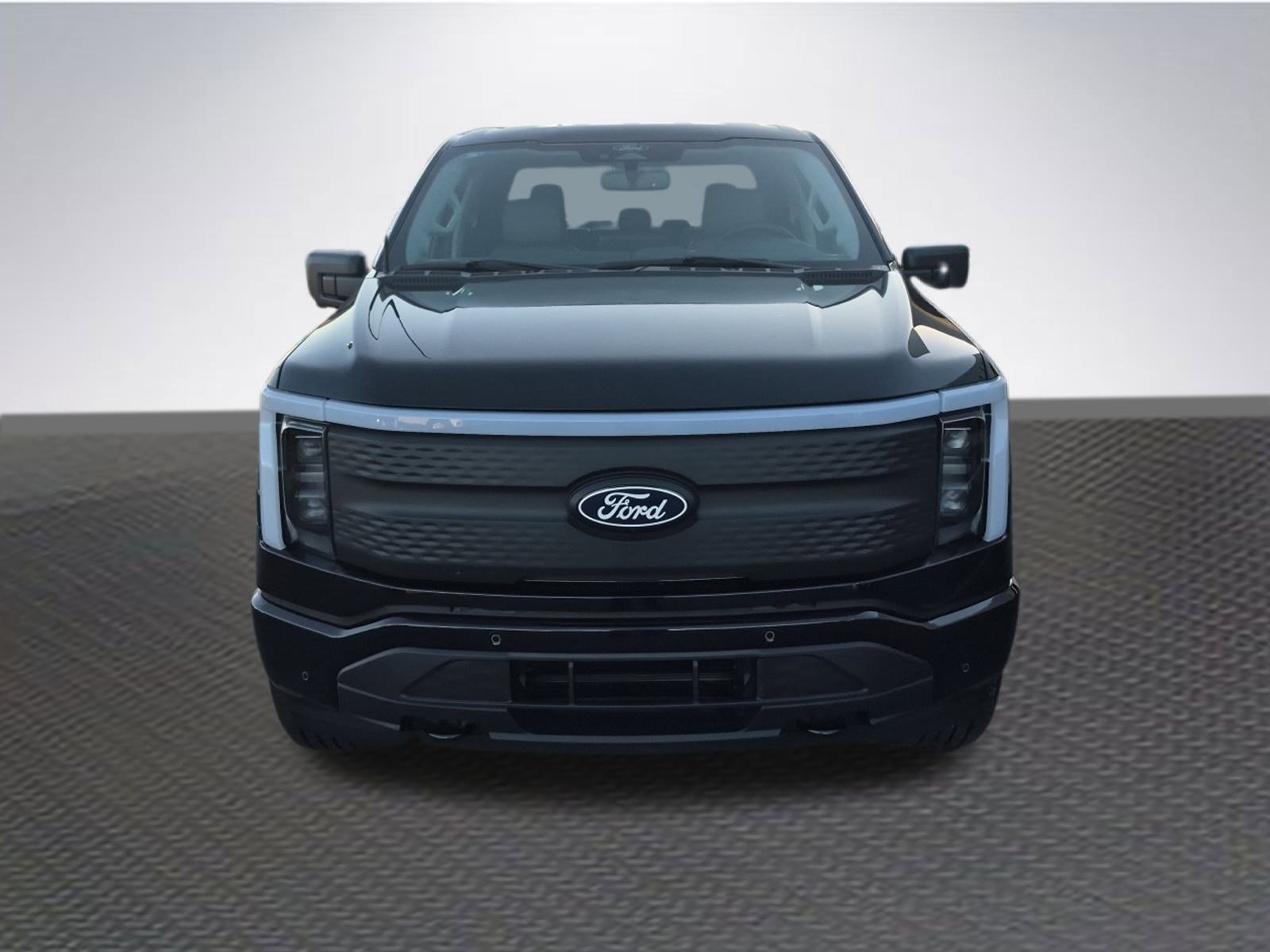 New 2025 Ford F150 Lightning Flash image 3