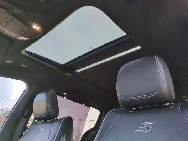 Certified 2019 Chrysler Pacifica Limited w/ S Appearance Package FWD image 17