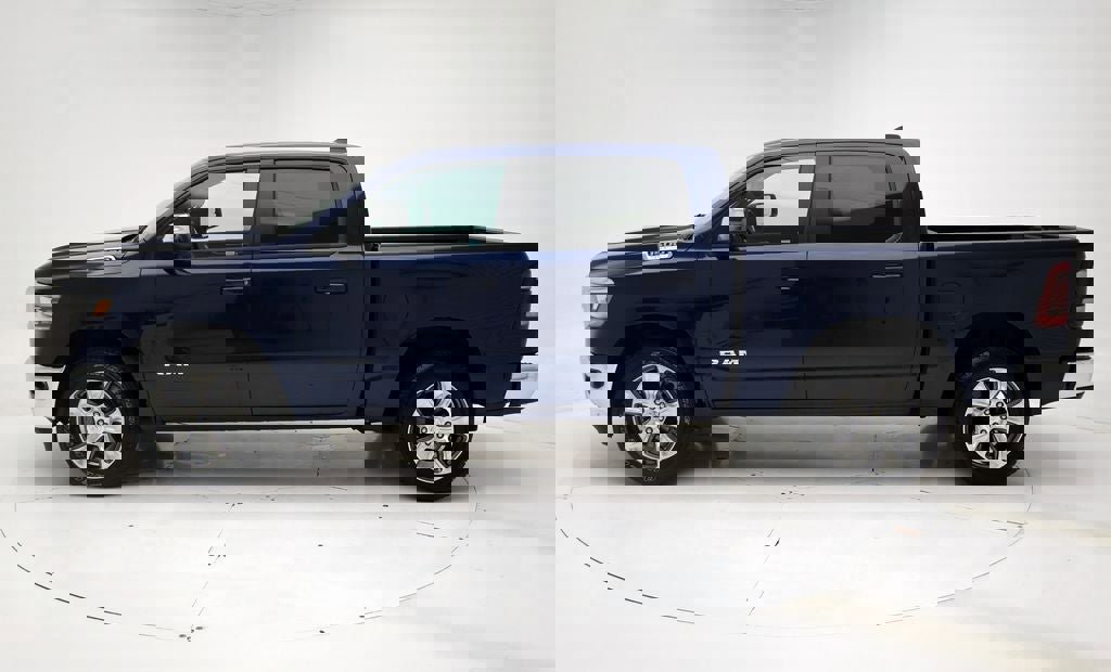 Used 2024 RAM 1500 Laramie AWD/4WD image 5