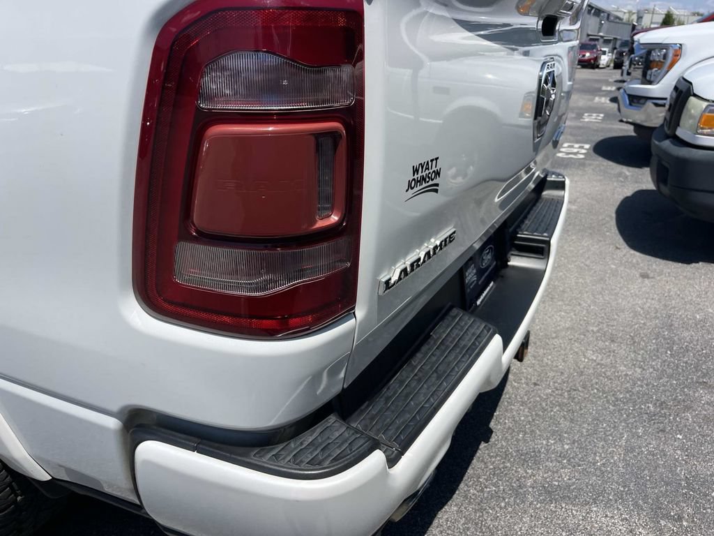 Used 2019 RAM 1500 Laramie w/ Sport Appearance Package AWD/4WD image 12