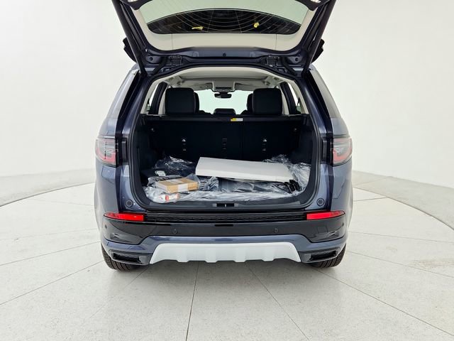 Certified 2025 Land Rover Discovery Sport S image 19