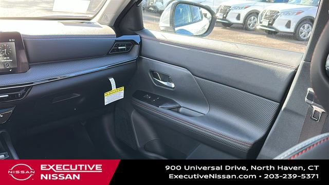 Used 2025 Nissan Kicks SR w/ SR Premium Package AWD/4WD image 25