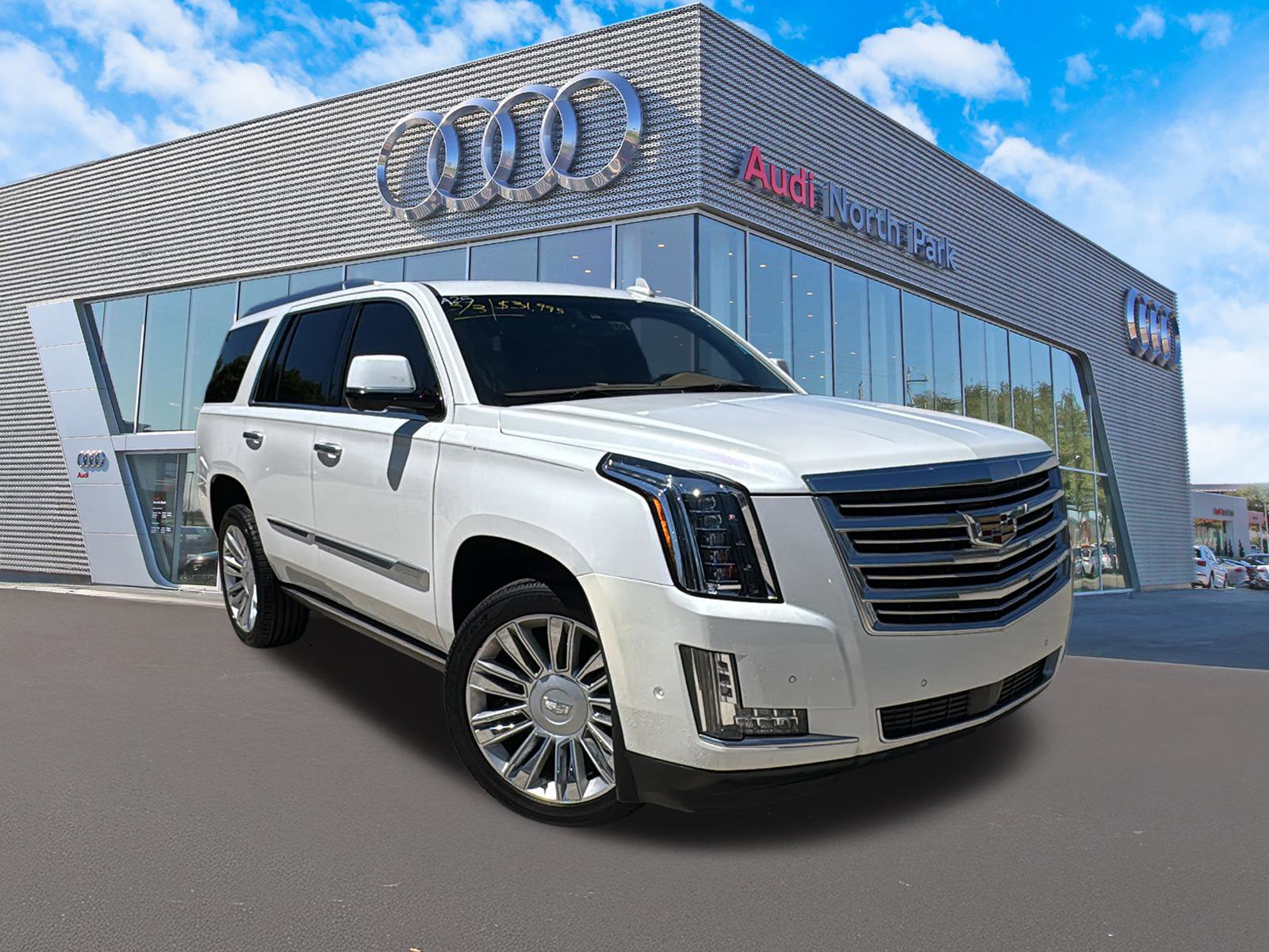 Used 2017 Cadillac Escalade Platinum image 1