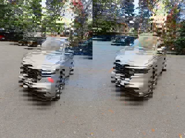 New 2025 Honda Accord EX-L image 1