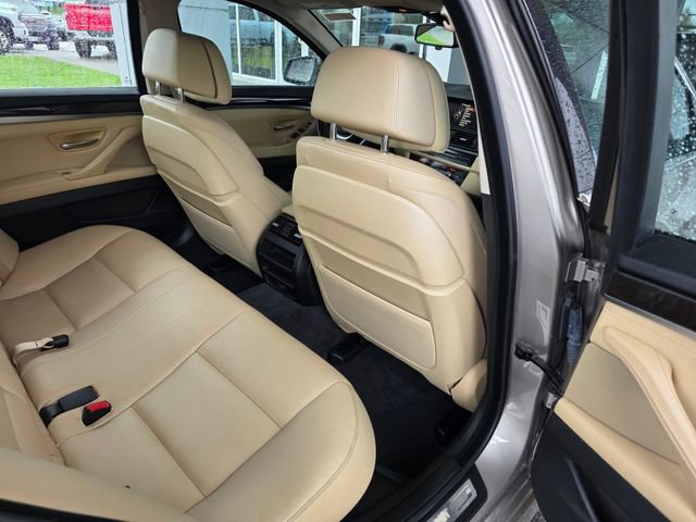 Used 2016 BMW 535i Sedan RWD image 14