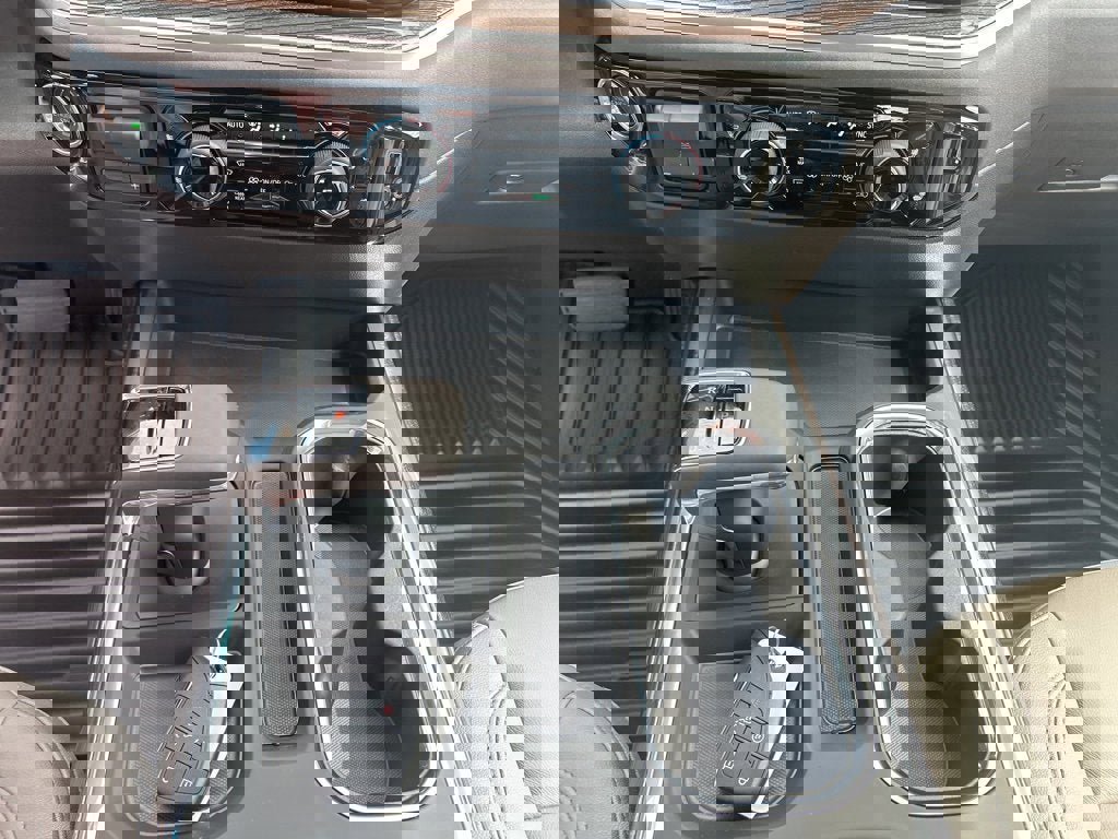 New 2026 Chevrolet Silverado 1500 LT w/ Leather Package image 15