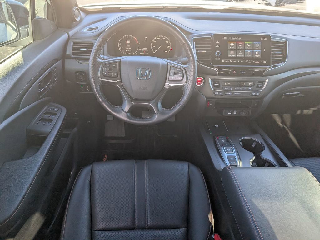 Used 2025 Honda Ridgeline TrailSport image 10