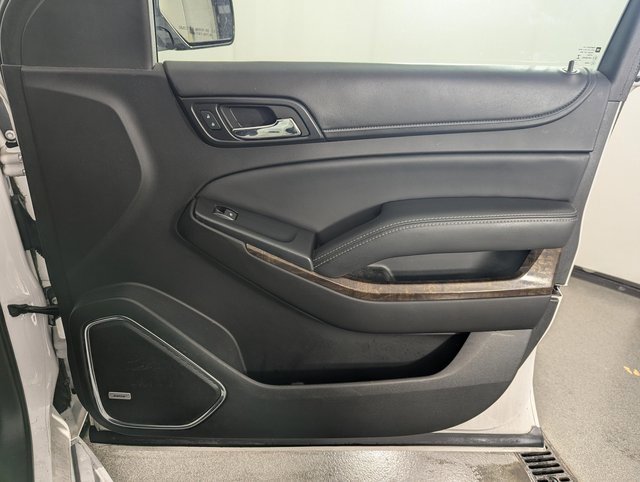 Used 2016 Chevrolet Suburban LT w/ Luxury Package image 23