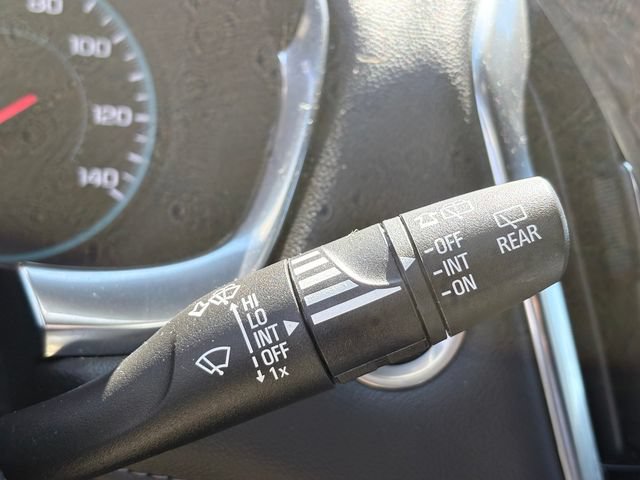 Used 2023 Chevrolet Traverse LT FWD image 16