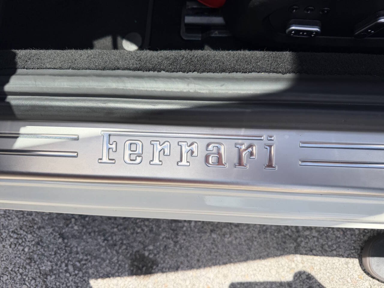 Used 2015 Ferrari California T RWD image 36