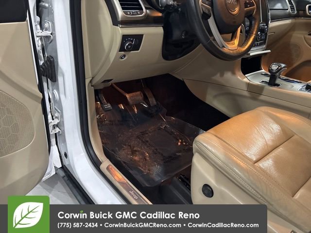 Used 2014 Jeep Grand Cherokee Limited w/ Luxury Group II image 40