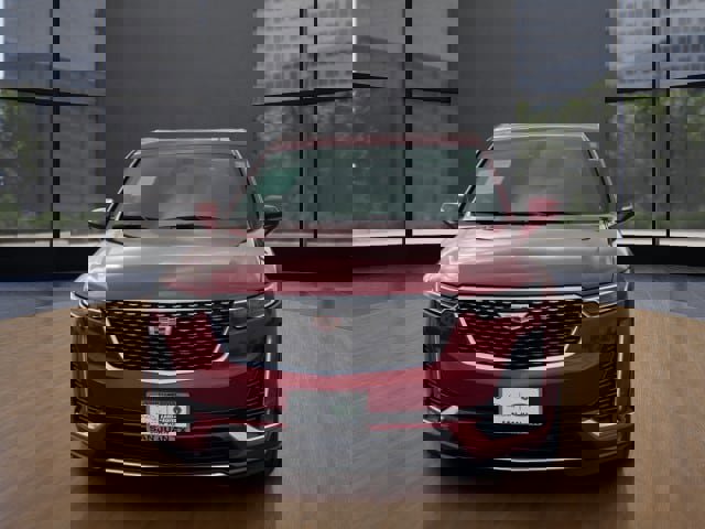 Used 2024 Cadillac XT6 Premium Luxury w/ Technology Package image 8