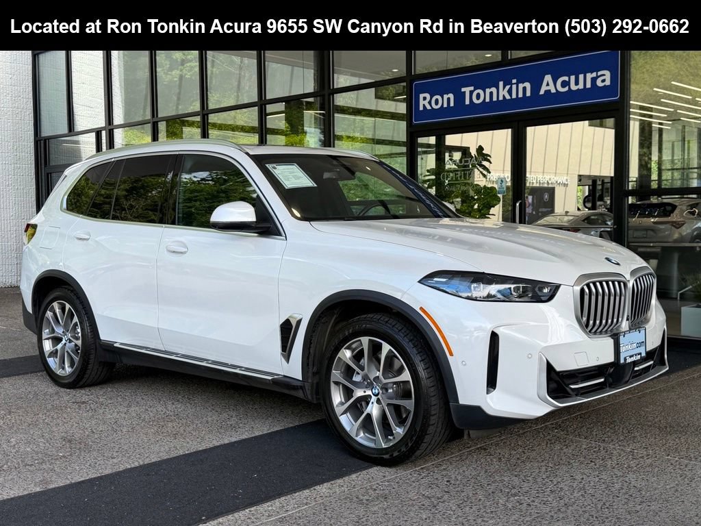 Used 2024 BMW X5 xDrive40i AWD/4WD image 1