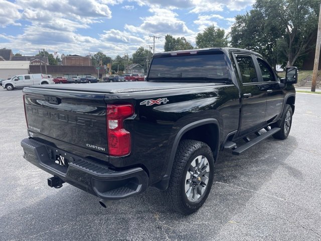 Used 2024 Chevrolet Silverado 2500 Custom w/ Custom Value Package image 5