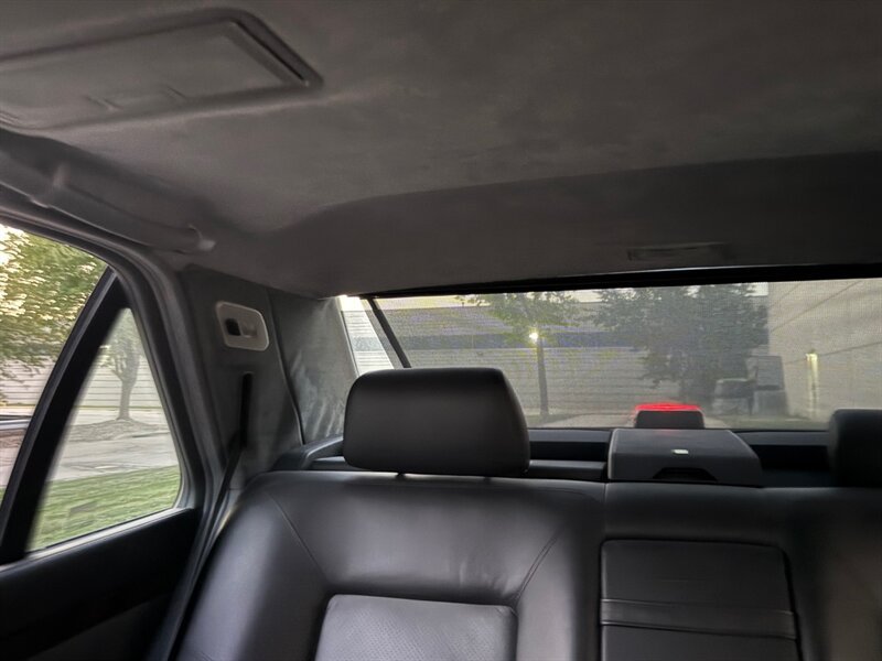 Used 1995 Mercedes-Benz S 600 Sedan image 36