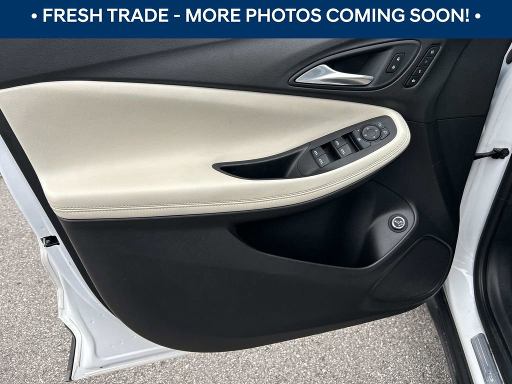 Used 2021 Buick Encore GX Essence w/ Advanced Technology Package image 18