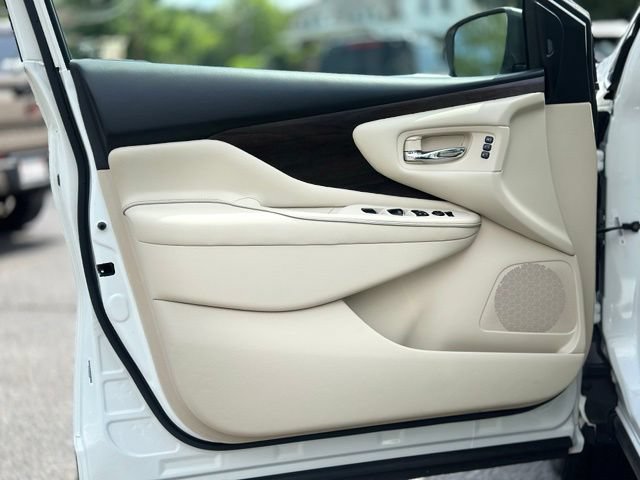 Used 2019 Nissan Murano Platinum AWD/4WD image 9