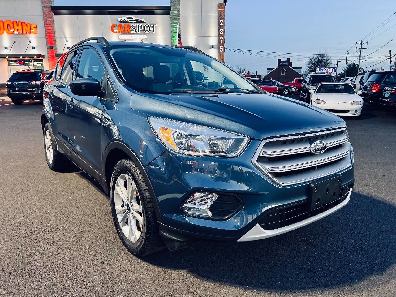Used 2018 Ford Escape SE image 8