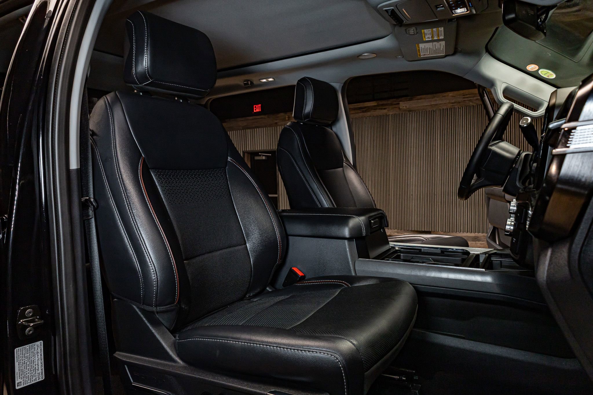 Used 2024 Ford F250 Lariat w/ Lariat Ultimate Package image 25