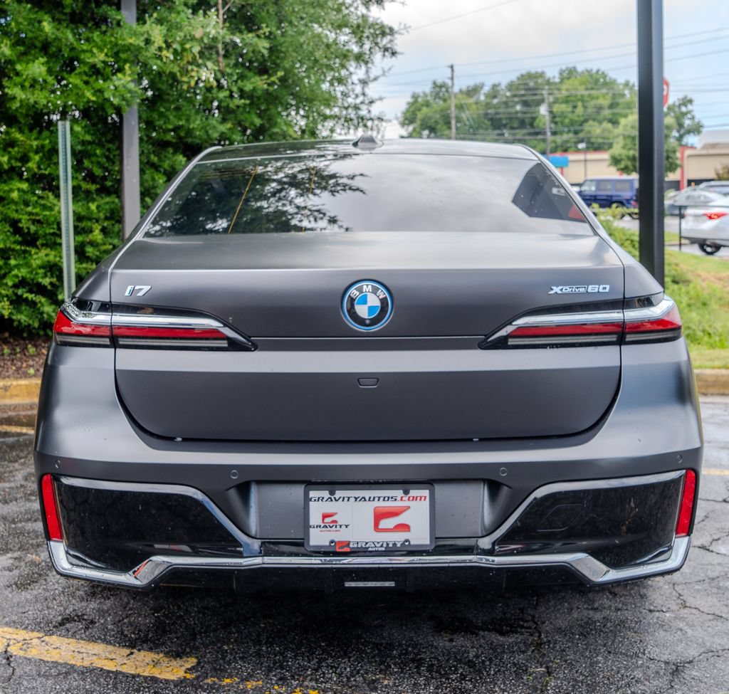 Used 2023 BMW i7 xDrive60 AWD/4WD image 26