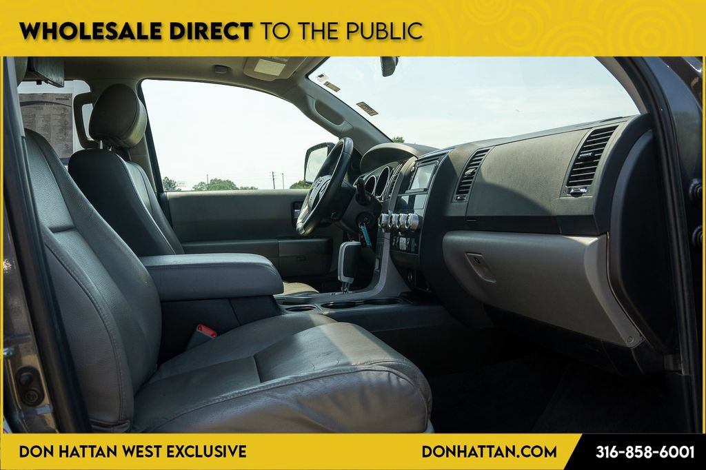 Used 2015 Toyota Sequoia Limited AWD/4WD image 27