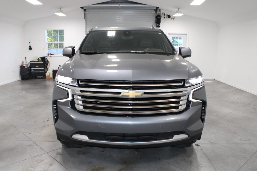 Used 2021 Chevrolet Suburban High Country RWD image 4