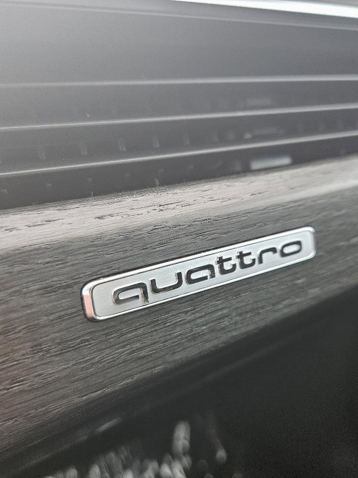 Used 2017 Audi A4 2.0T Premium Plus w/ Premium Plus Package image 11