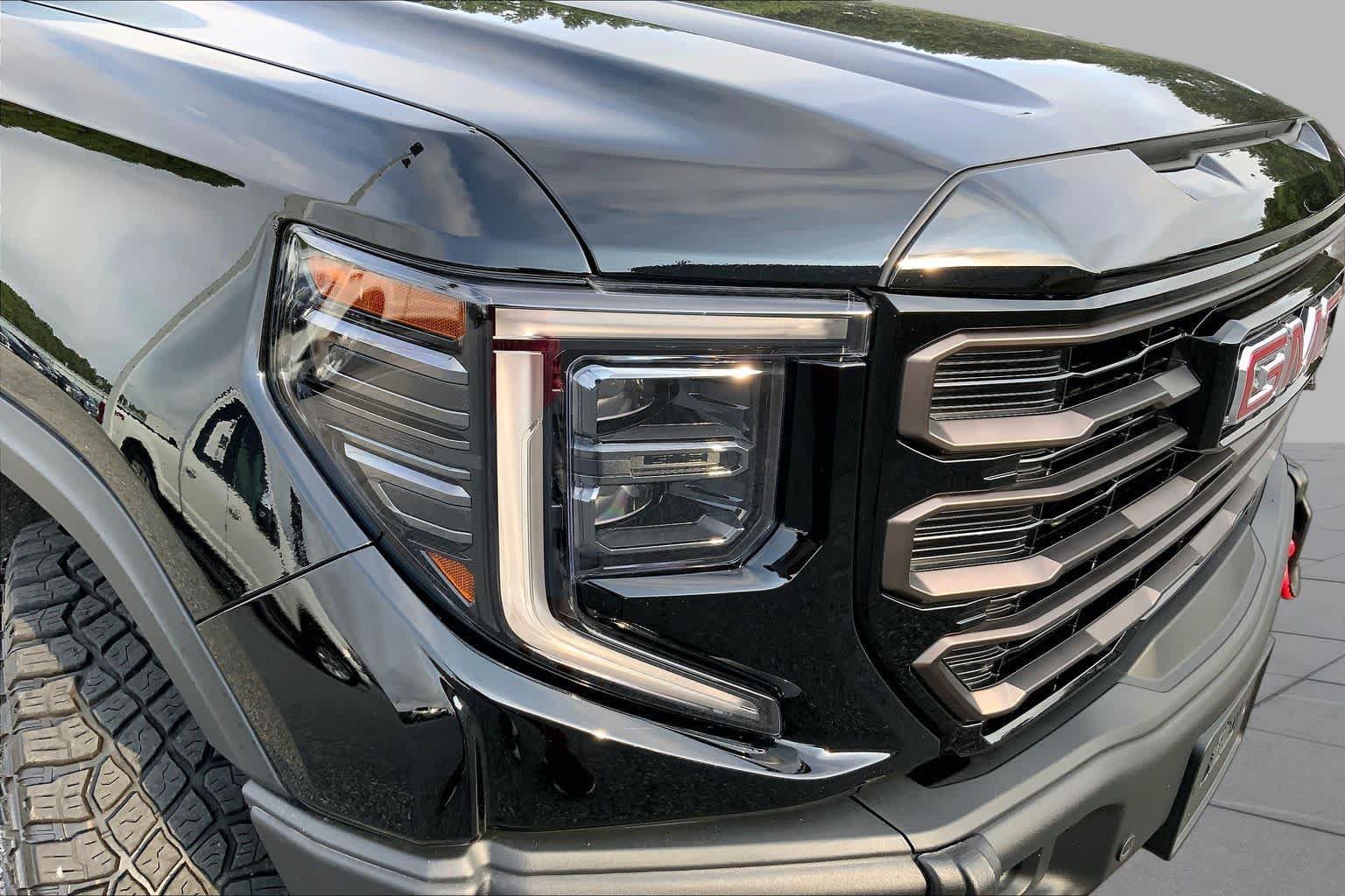 Used 2026 GMC Sierra 1500 AT4X AWD/4WD image 24