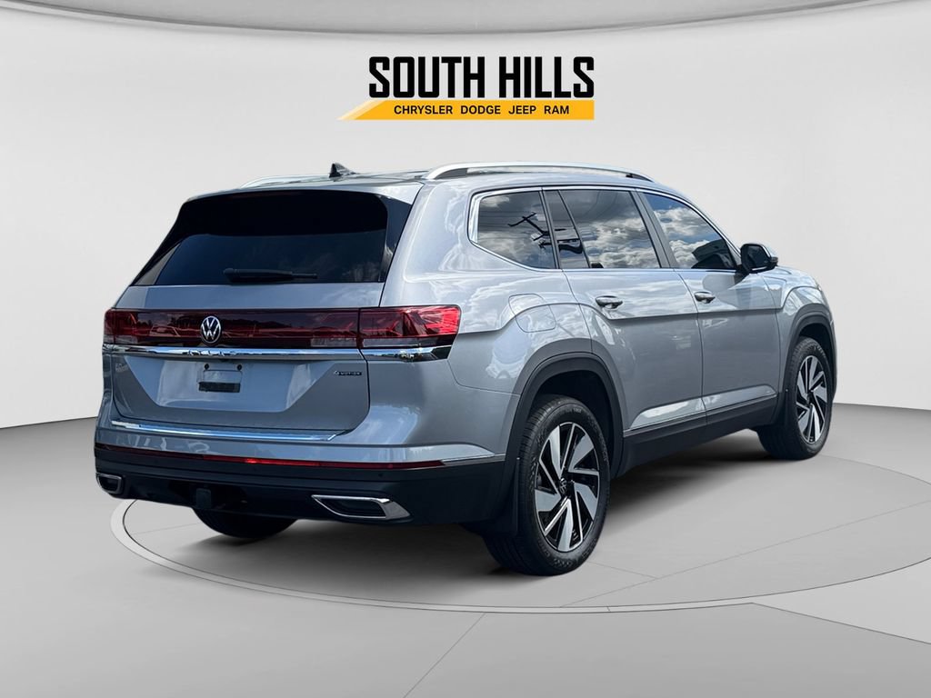 Used 2025 Volkswagen Atlas SEL AWD/4WD image 5