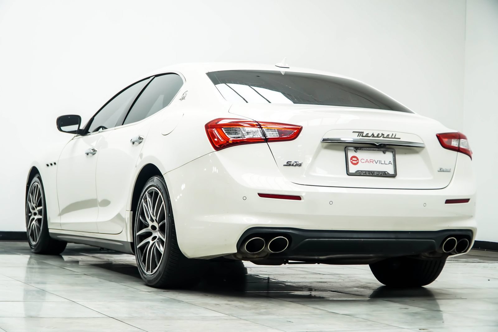 Used 2019 Maserati Ghibli S Q4 AWD/4WD image 11