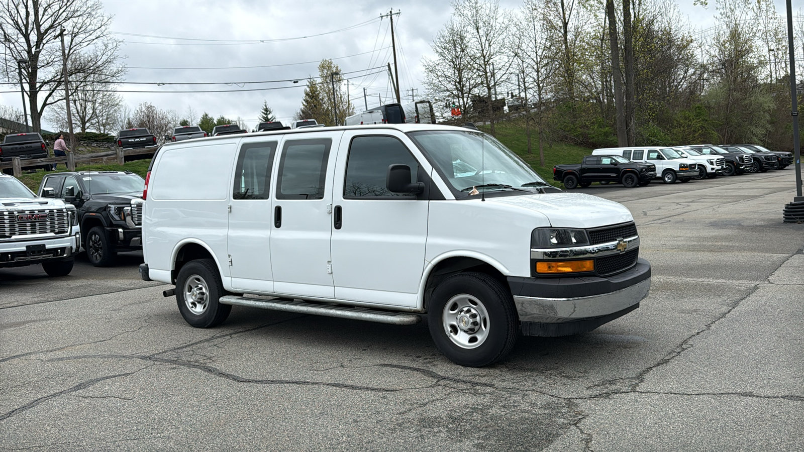 Used 2024 Chevrolet Express 2500 w/ Driver Convenience Package RWD image 2