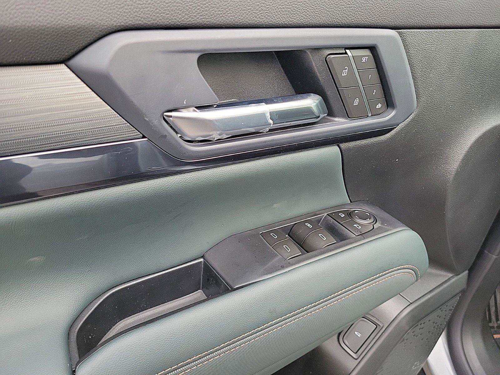 New 2026 GMC Terrain AT4 w/ Convenience Package III image 19