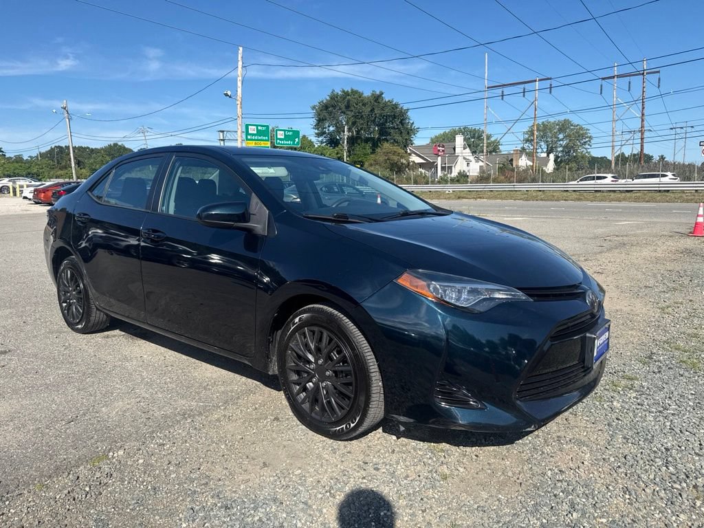 Used 2018 Toyota Corolla LE FWD image 18