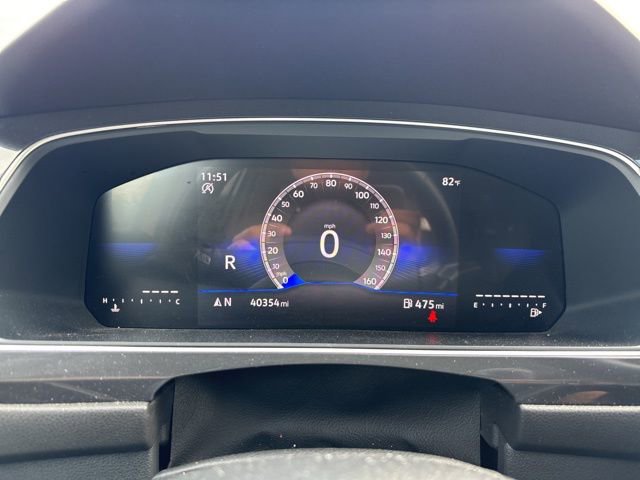 Used 2024 Volkswagen Tiguan SE image 12