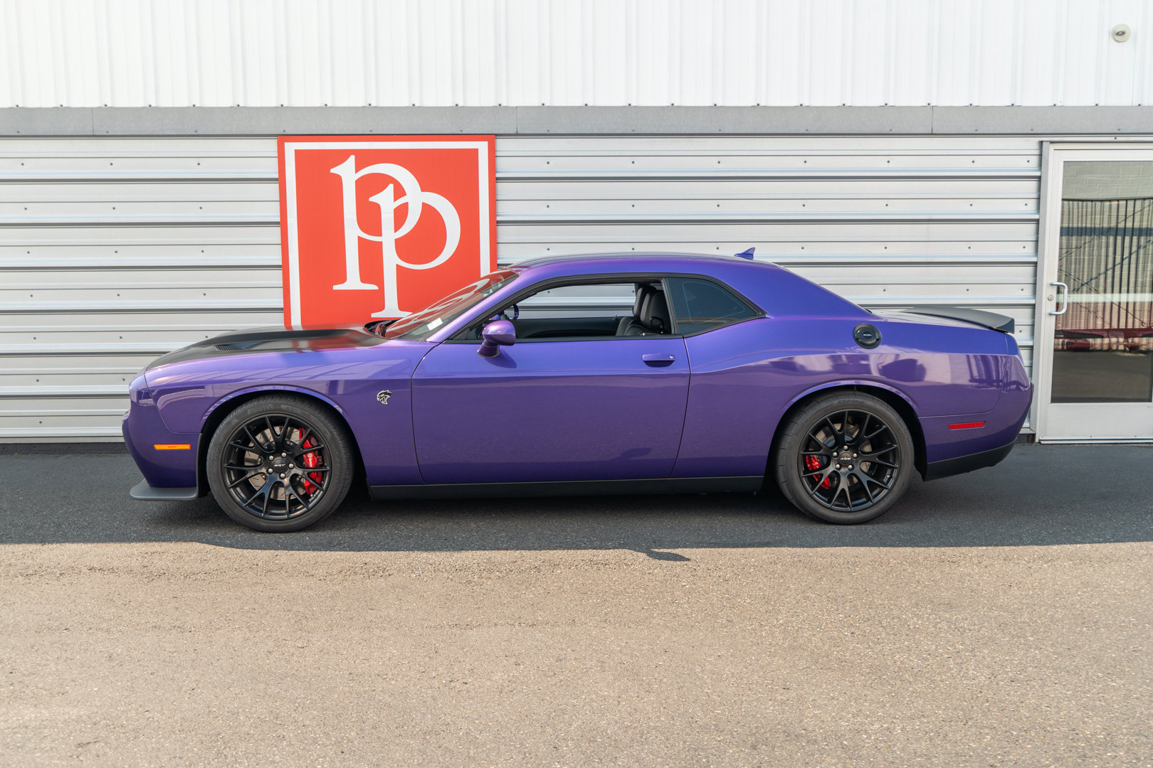 Used 2016 Dodge Challenger SRT Hellcat RWD image 40