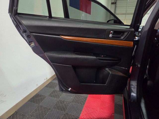 Used 2014 Subaru Outback 2.5i Limited image 31