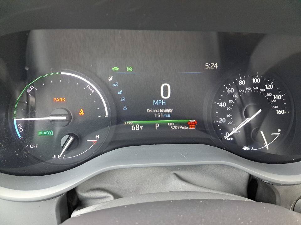 Used 2025 Toyota Sienna LE AWD/4WD image 30