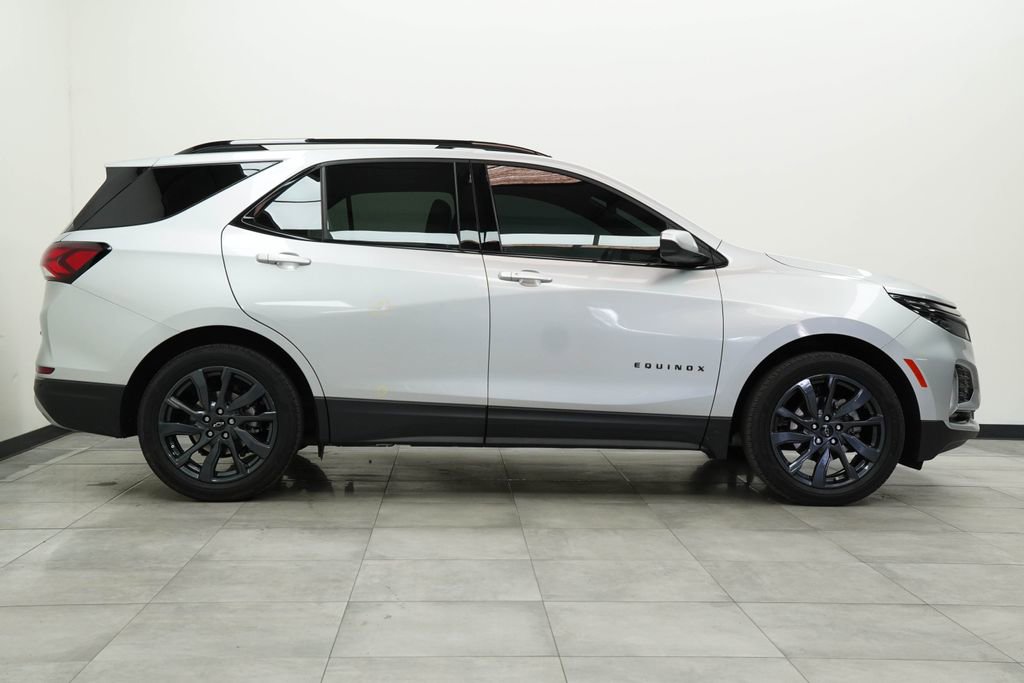 Used 2022 Chevrolet Equinox RS FWD image 10