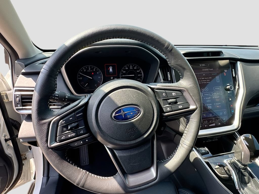 Certified 2025 Subaru Outback Limited AWD/4WD image 11