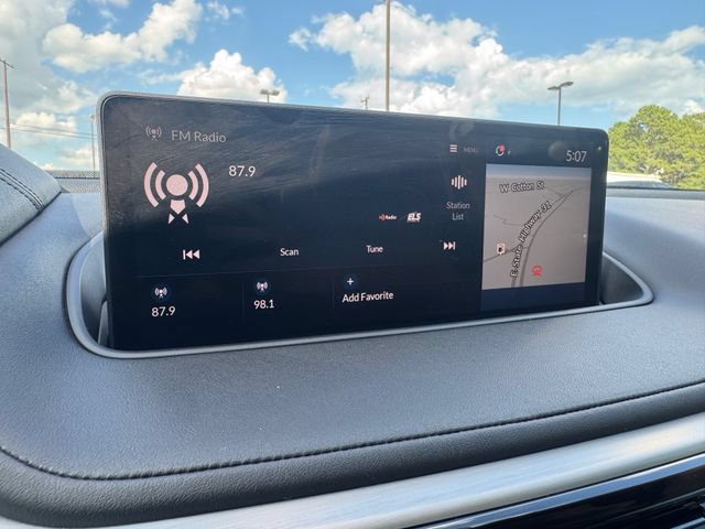 Used 2022 Acura MDX w/ Technology Package FWD image 16