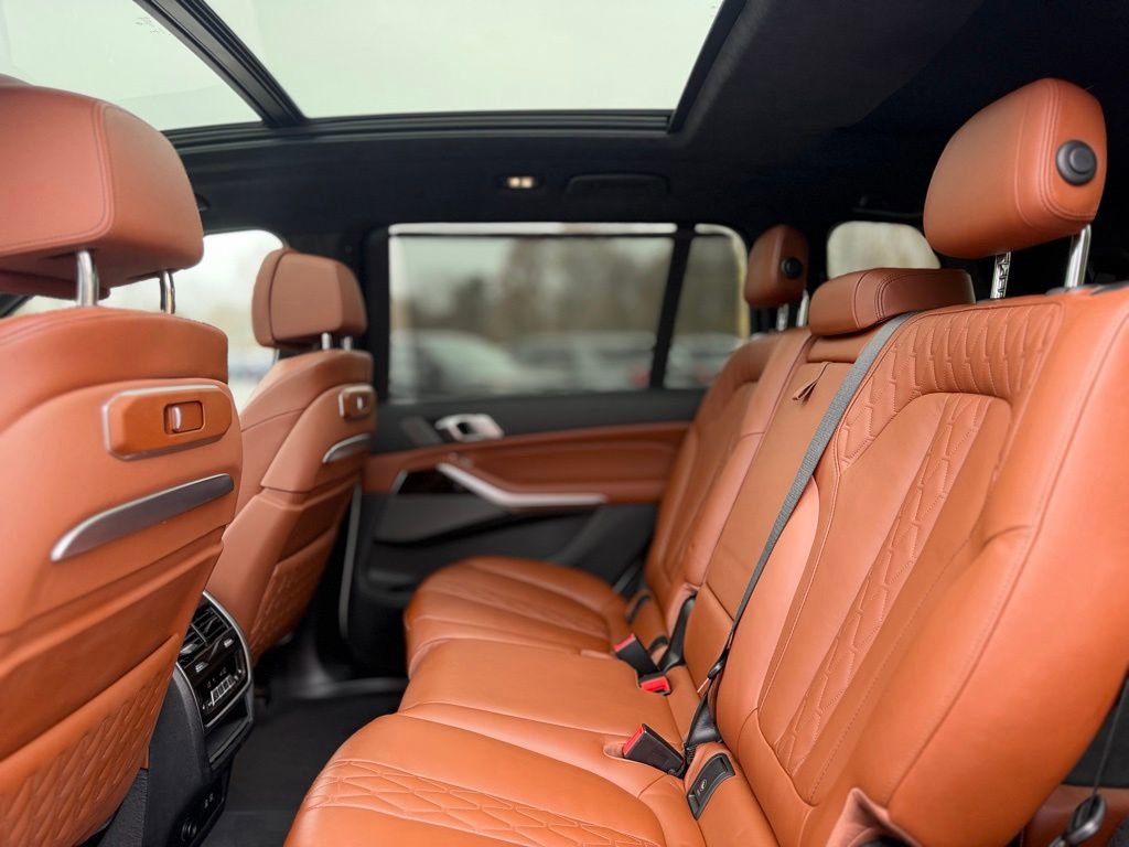 Certified 2023 BMW X7 xDrive40i w/ Premium Package image 22