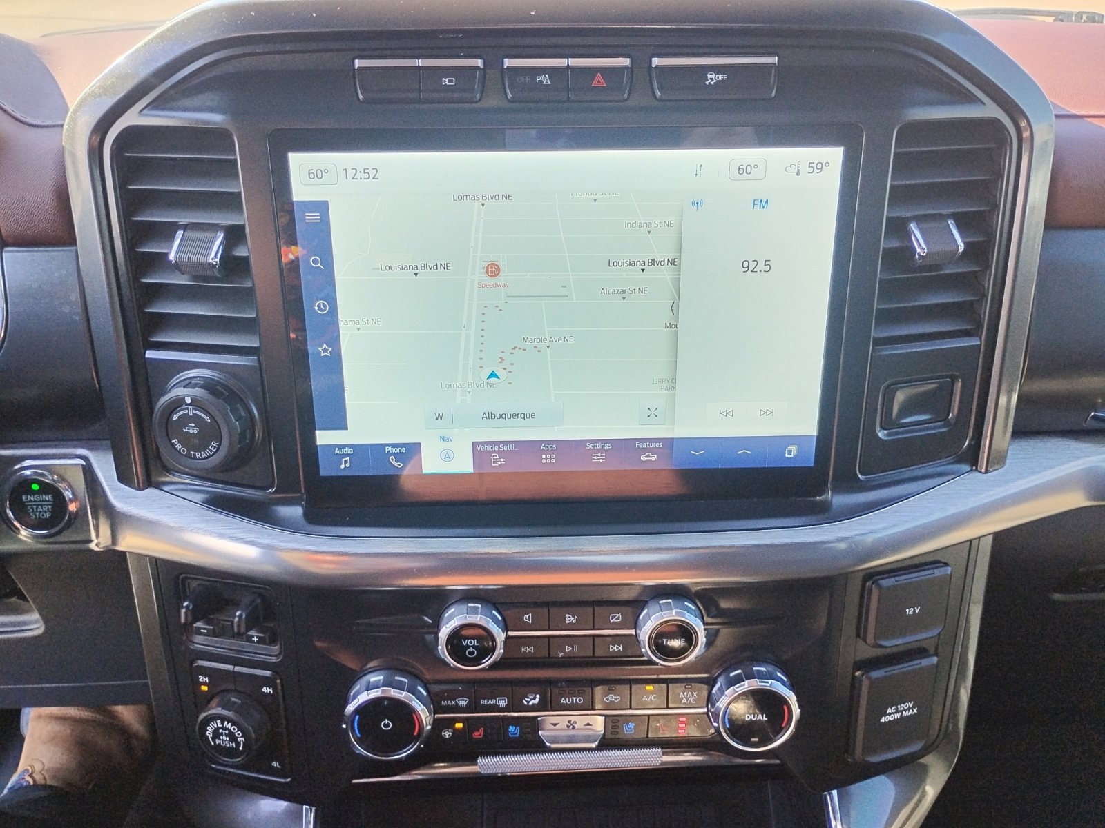 Used 2022 Ford F150 Lariat w/ Equipment Group 502A High image 26