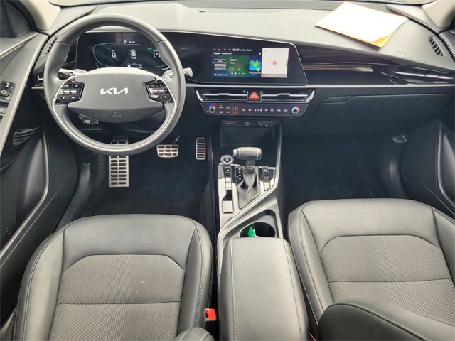 Used 2023 Kia Niro EX Touring image 16