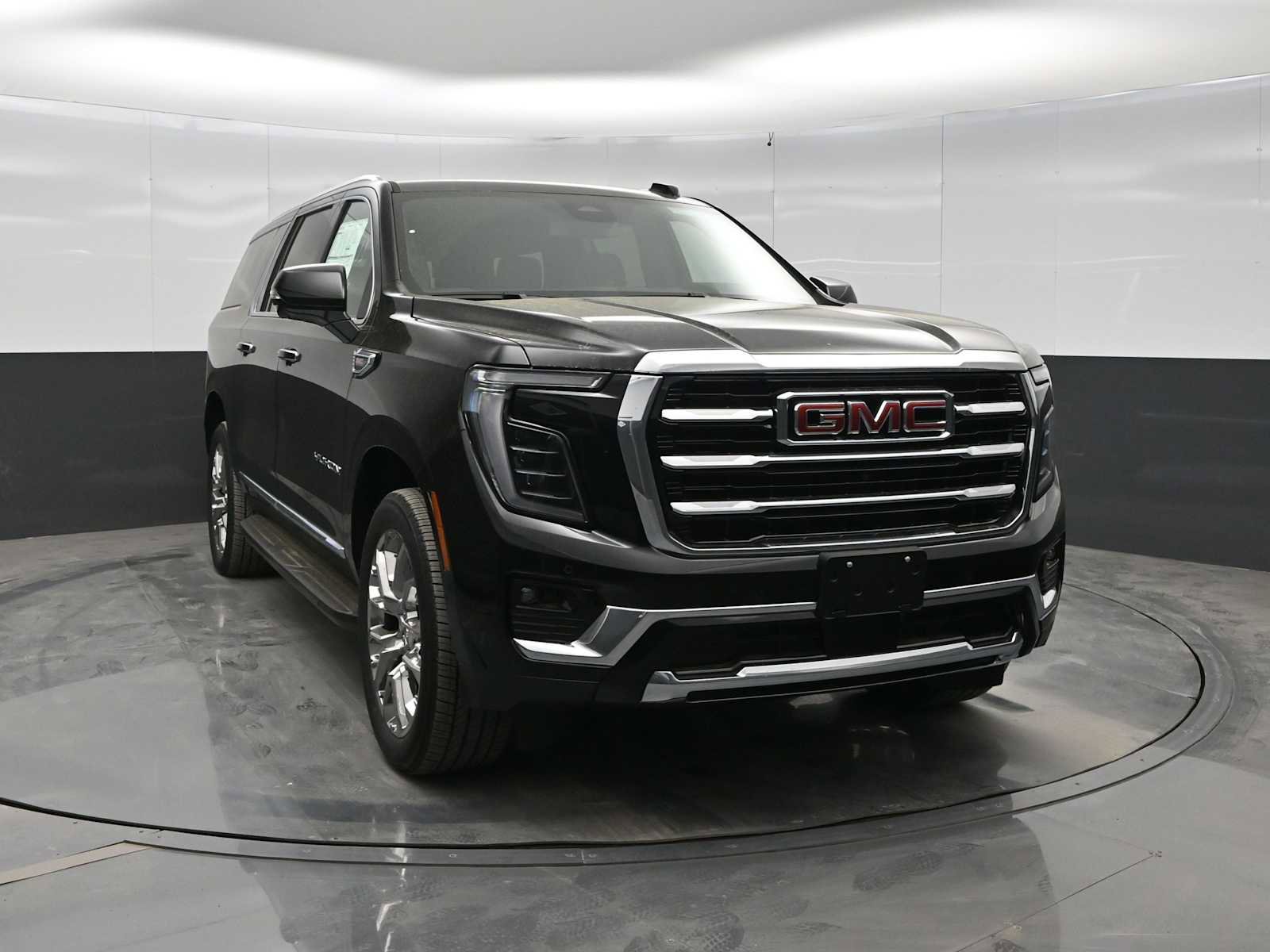 New 2026 GMC Yukon XL Elevation image 2